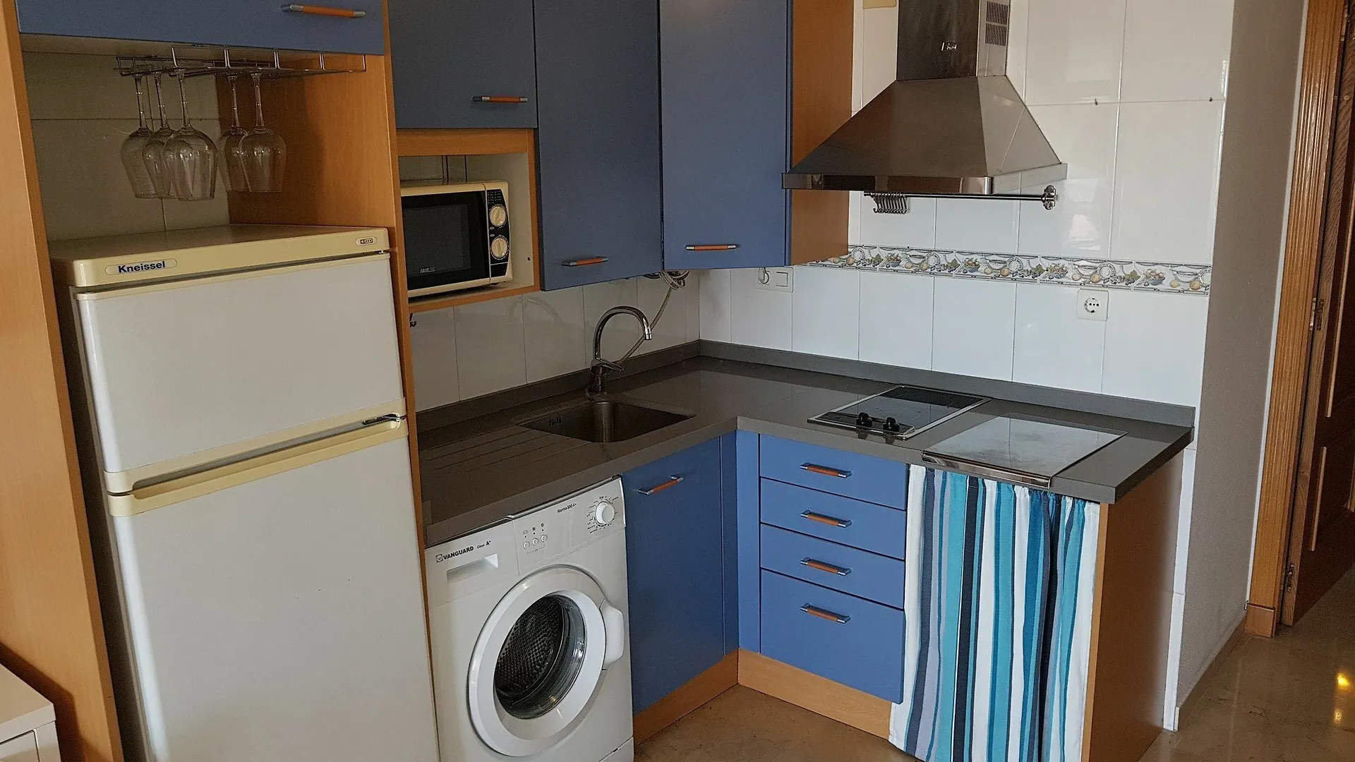 Fan Flat Sunset Apartment Malaga Spain